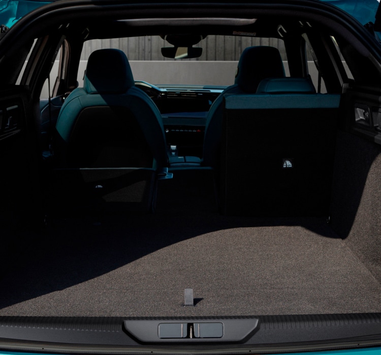 PEUGEOT 308 SW: batožinový priestor